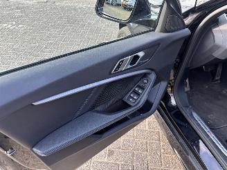 BMW 1-serie 116D BUSINESS EDITION picture 12