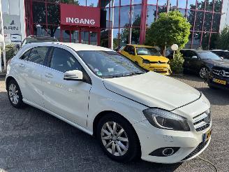 Mercedes A-klasse A180 1.6 90 KW super nette auto picture 8