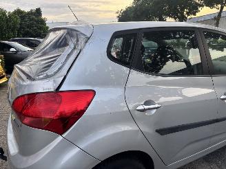 Kia Venga 1.4 CVVT X-ECUTIVE picture 7
