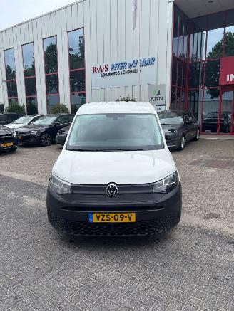 uszkodzony samochody osobowe Volkswagen Caddy MODIFIED PARTITION WALL 2.0 TDI 55KW 2023/12