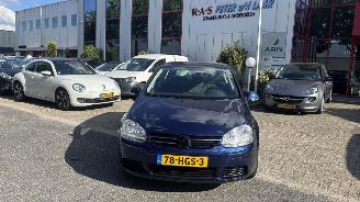 Auto incidentate Volkswagen Golf 1.6 FSI COMFORTLINE 2008/11