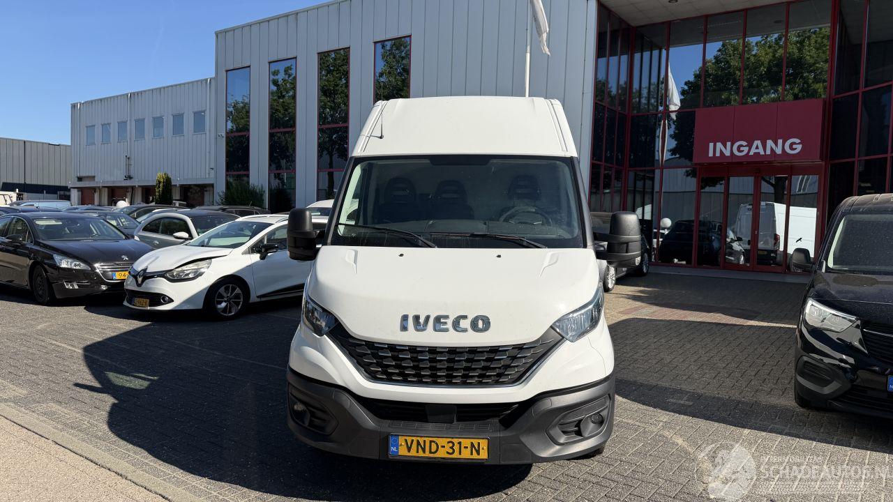 Iveco Daily 3.0 TD 35S21V 3520L H2 AUTOMAAT