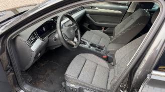 Volkswagen Passat VARIANT BUSINESS 1.5 110KW. picture 10