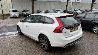 Volvo V-60 TWIN ENGINE 2.4 D5 R-DESIGN picture 4
