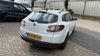 Renault Mégane 1.5 DCI AUTOMAAT SCHADE AAN DORPEL picture 7