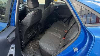 Ford Puma 1.0 ECOBOOST HYBRID TITANIUM picture 10