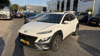 Hyundai Kona 1.6 GDI HEV FASHION BIJGELUID IN MOTOR picture 2