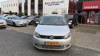 Unfallwagen Volkswagen Touran 1.2 TSI MOTOR LOOPT OP 3 CILINDERS 2010/9