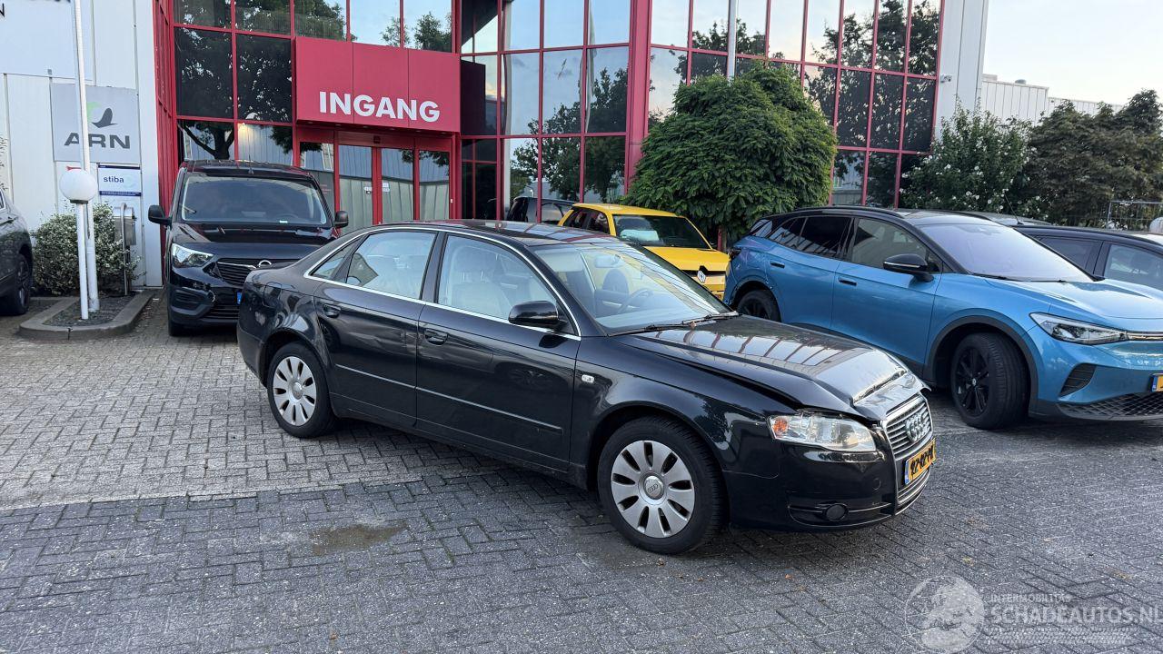 Audi A4 2.0 PRO LINE