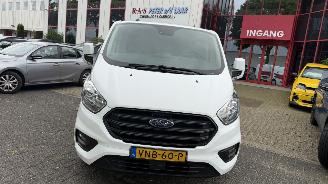 krockskadad bil auto Ford Transit CUSTOM 340 2.0 TDCI L2H1 2021/11