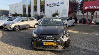 Unfallwagen Kia Ceed 1.0 T-GDi ComfortLine 2025/7