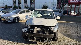 Schadeauto Hyundai I-10 1.0 Comfort Smart 5-zits AUTOMAAT 2024/2