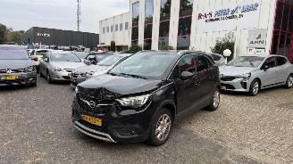 Opel Crossland X 1.2 T INNOVATION picture 2