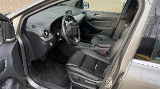 Mercedes B-klasse B200 D PRESTIGE picture 10