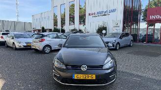 skadebil auto Volkswagen Golf 1.4 GTE HYBRID 2015/6