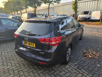 škoda osobní automobily Kia Ceed 1.6 GDI DYNAMICLINE 2017/4