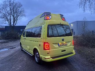 Volkswagen Transporter T6 AMBULANCE GEEN SCHADE picture 7
