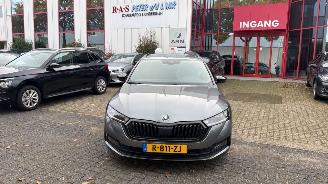 Unfallwagen Skoda Octavia 1.0 TSI GREENTECH SPORT BUSINESS 2023/1