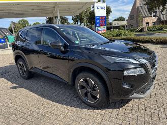 Damaged car Nissan X-Trail 1.6 -120 Kw Mild Hybride Automaat 2025/1