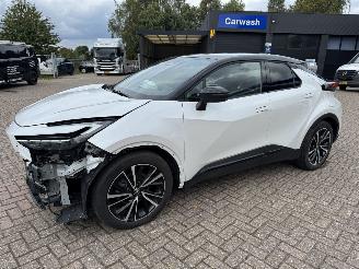 uszkodzony samochody osobowe Toyota C-HR 1.8. 112 Kw Hybride 2024/6