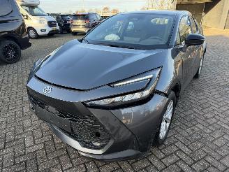 Toyota C-HR 1.8 Hybride picture 2