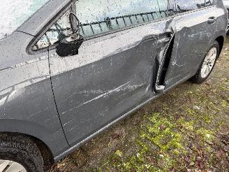 Volkswagen Golf 8.5   1.5 eTSi 110 Kw DSG picture 8