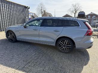 Volvo V-60 2.0 T6  Plug-in AWD picture 12