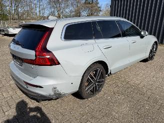Volvo V-60 2.0 T6  Plug-in AWD picture 6