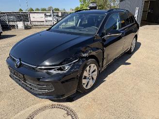 Volkswagen Golf Variant 1.5 eTSi 110 Kw  DSG Style picture 11