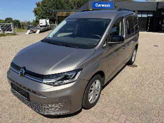 Schadeauto Volkswagen Caddy Combi 2.0 TDi  90 Kw DSG. 5 Persoons 2026/5