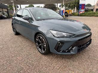 uszkodzony samochody osobowe Cupra Leon 1.5 e-TSI 110 Kw 2026/1