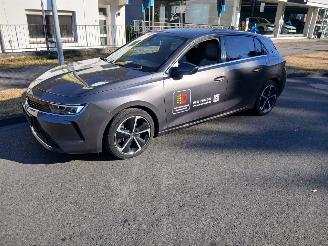 Opel Astra 1.6 E-Hybride 110 Kw Plug-In Automaat picture 4