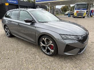 Schadeauto Skoda Octavia 2.0 - 195 Kw DSG VRS Kombi 2025/1