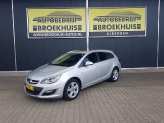 Auto incidentate Opel Astra Sports Tourer 1.6 CDTi Cosmo 2014/9