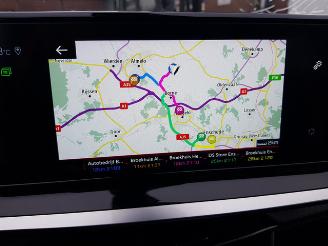 Peugeot 2008 1.2 PureTech Allure Pack picture 29