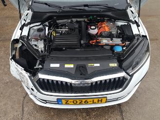 Skoda Octavia Combi 1.4 TSI iV PHEV Sportline Business picture 10