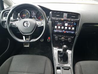 Volkswagen Golf 1.6 TDI Comfortline SOUND-Edition picture 16