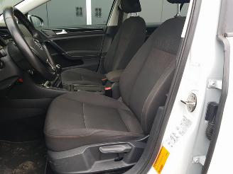 Volkswagen Golf 1.6 TDI Comfortline SOUND-Edition picture 14