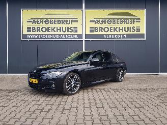 uszkodzony samochody osobowe BMW 3-serie 320i M Sport Edition 2019/4