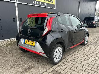 Toyota Aygo 1.0 VVT-i x-play picture 8