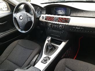 BMW 3-serie Touring 318d Corporate Lease picture 17