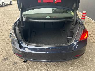 BMW 3-serie 320i xDrive High Executive picture 11