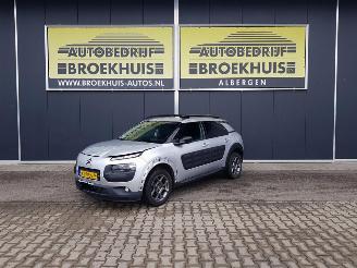 damaged passenger cars Citroën C4 cactus 1.2 PureTech Shine 2016/11