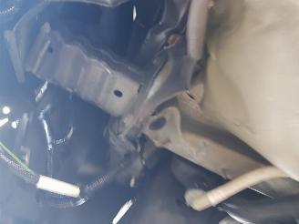 Peugeot 208 1.2 PureTech Active Pack picture 12