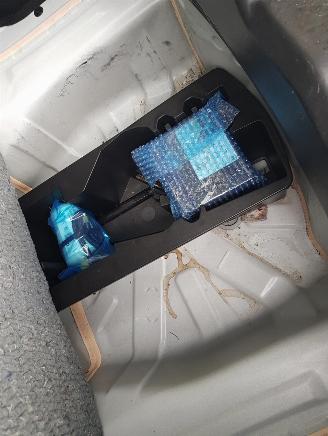 Peugeot 108 1.0 e-VTi Active picture 14