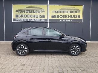 Peugeot 208 1.2 PureTech 100 Style picture 4