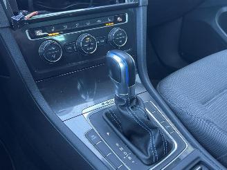 Volkswagen e-Golf e-Golf picture 14