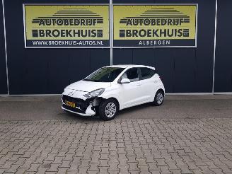 uszkodzony samochody osobowe Hyundai I-10 1.0 Comfort 2022/1