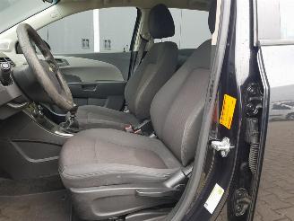 Chevrolet Aveo 1.2 LT picture 14