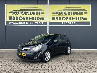 Schadeauto Opel Corsa 1.4-16V BlitZ 2014/6